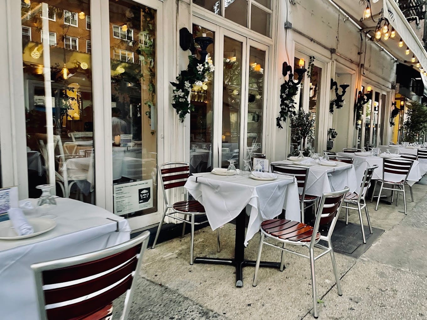 Elenis Divine Greek Cuisine Restaurant - Horeca NYC Elenis Divine Greek Cuisine Restaurant - Horeca NYC